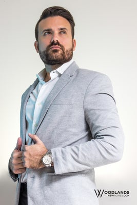 Portrait of Matías Bulox, CO-FOUNDER / REALTOR®